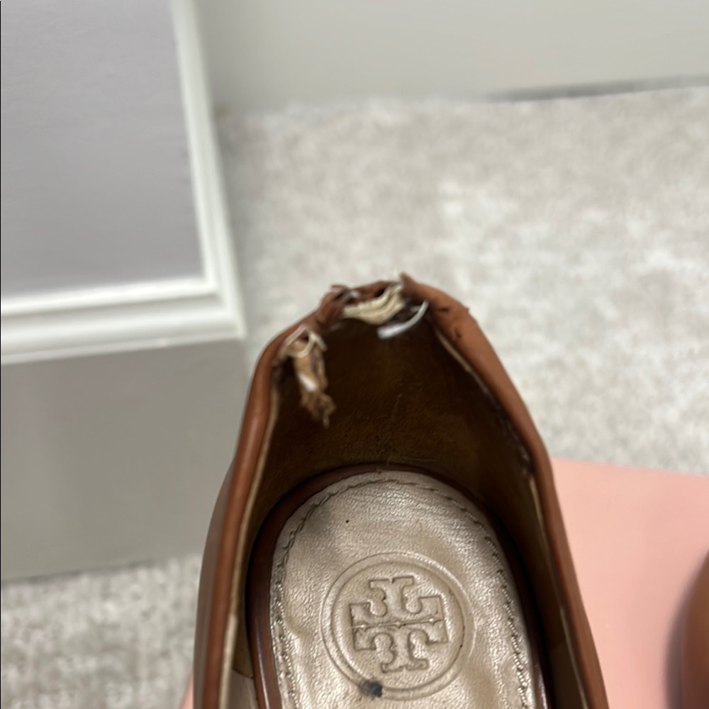 Tory Burch Tan Wedges with Gold Emblem - Picture 6 of 7